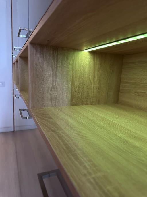 Cozy 1 Bedroom Apartment! Bucureşti Exterior foto